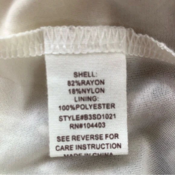 NWT By The River Floral Print V-neck Maxi Dress Size S - Picture 10 of 11